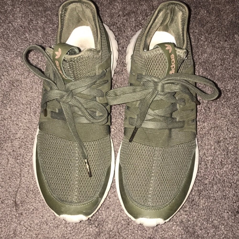 Adidas Tubular Sneakers
